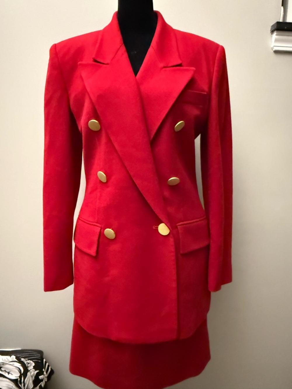 Christian Dior Vintage Red Wool Gold Matte Button Skirt Suit 4